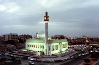 Modern Mosque = جامع حديث